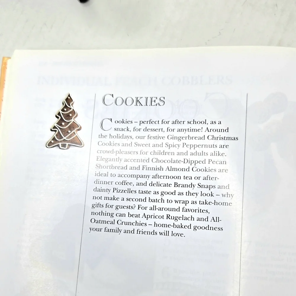 The Good Housekeeping Illustrated book of Desserts. Cookbook. Hardback..